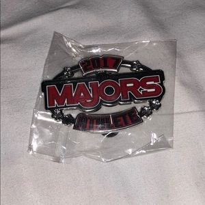 Majors Pin